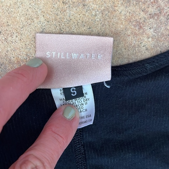 Stillwater snap front cut off scoop neck tee - Picture 3 of 5